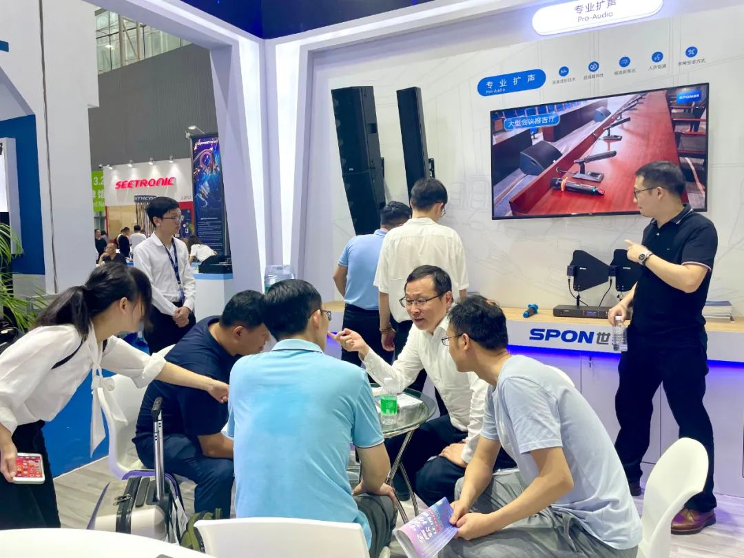 展會進行時 | 第21屆廣州國際專業(yè)燈光、音響展盛大開展
